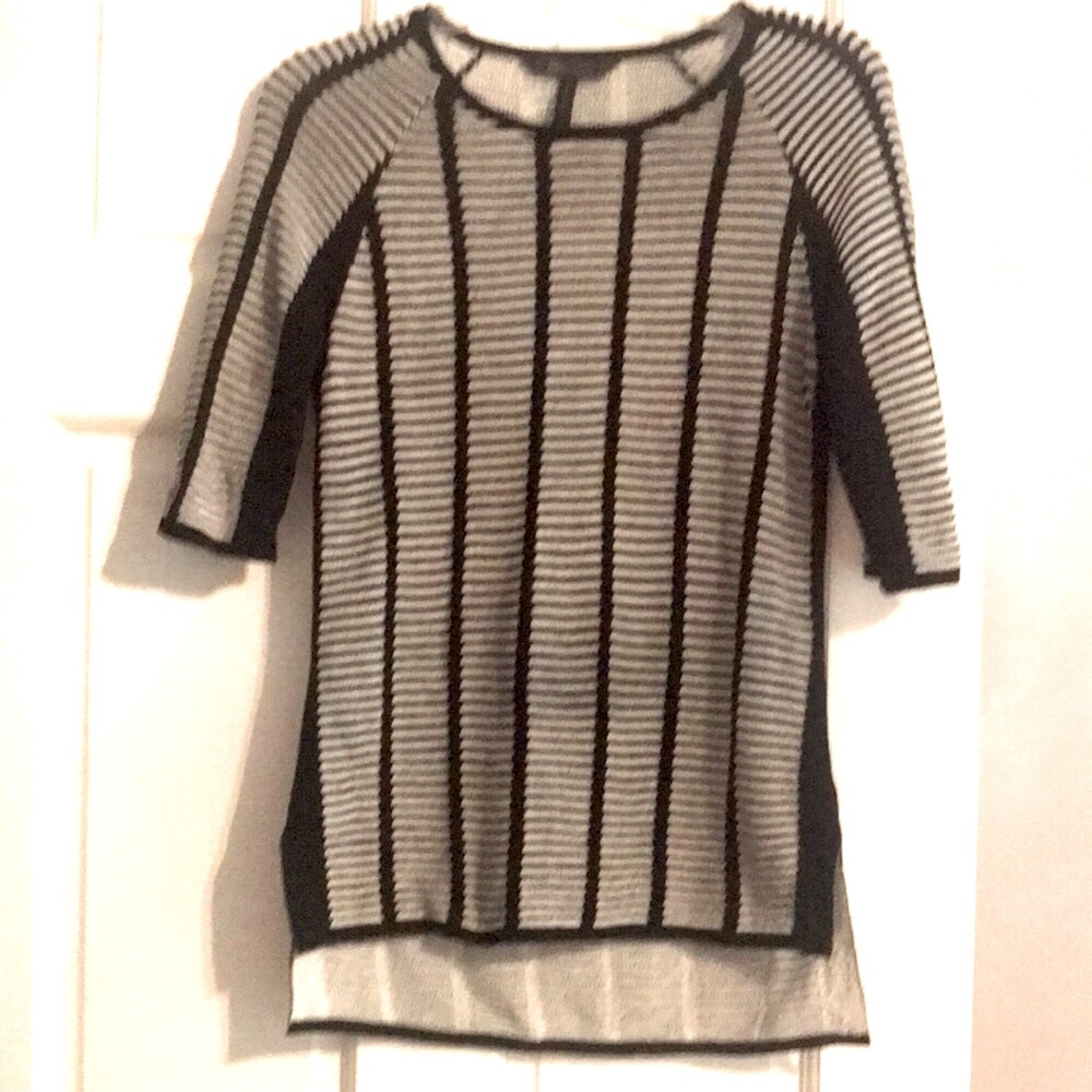 BCBG top